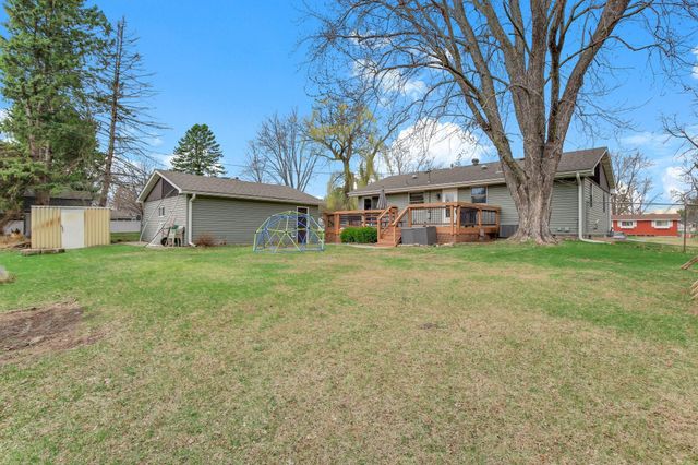 732 Vicky Lane, Lino Lakes, MN 55014