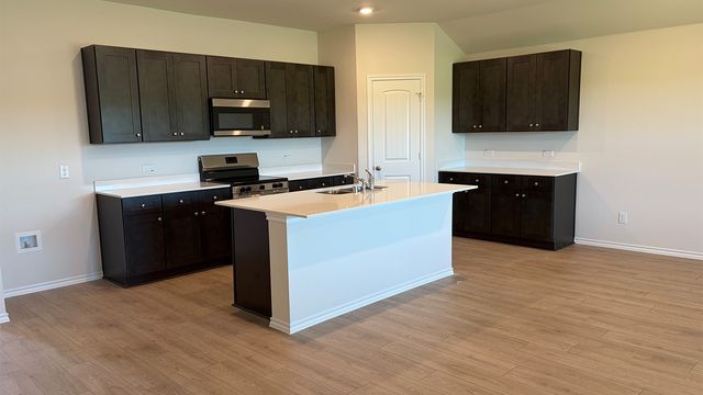 2007 Reveille Way, Terrell, TX 75160