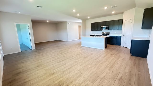 2007 Reveille Way, Terrell, TX 75160