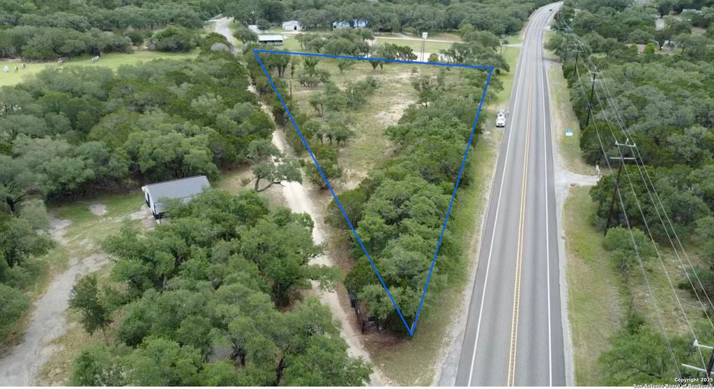 5865 Fm 1863, Bulverde, TX 78163