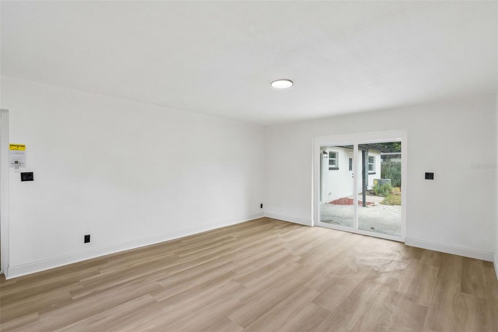 Image 19 of property listing at 3500 SUTTON DRIVE, Orlando, FL 32810