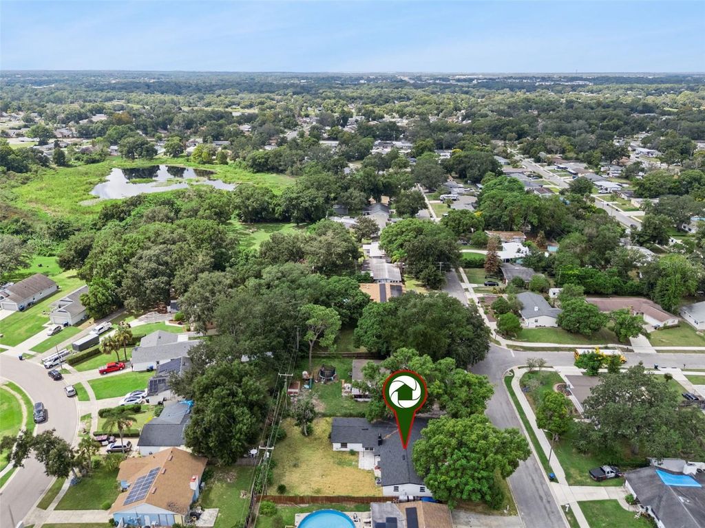 Image 28 of property listing at 3500 SUTTON DRIVE, Orlando, FL 32810
