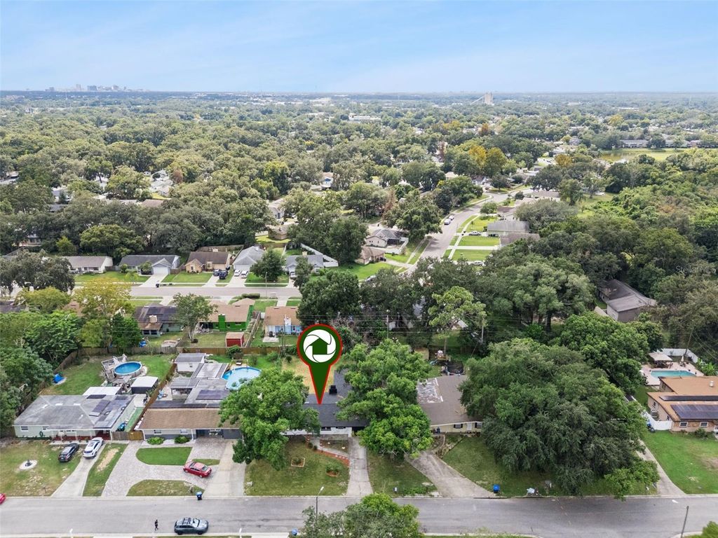 Image 30 of property listing at 3500 SUTTON DRIVE, Orlando, FL 32810