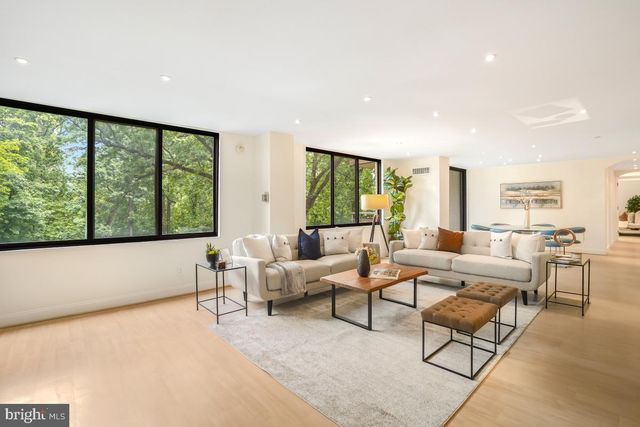 5225 POOKS HILL RD #520N, Bethesda, MD 20814