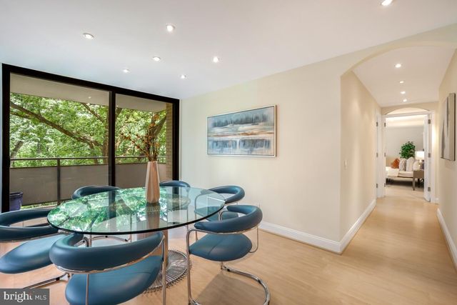 5225 POOKS HILL RD #520N, Bethesda, MD 20814