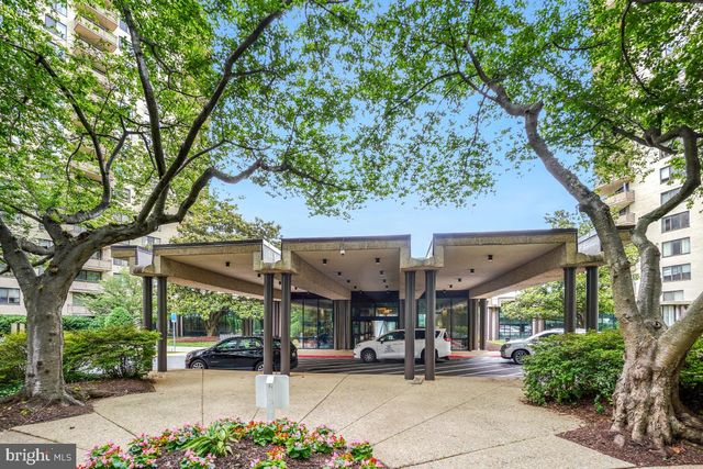 5225 POOKS HILL RD #520N, Bethesda, MD 20814