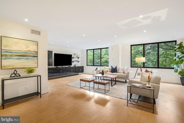 5225 POOKS HILL RD #520N, Bethesda, MD 20814