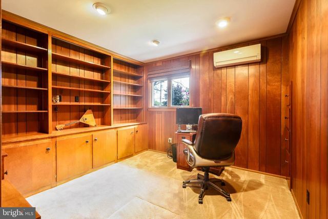 218 THREE SQUARE HOLLOW RD, Newburg, PA 17240