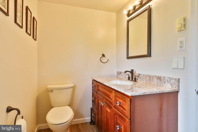 218 THREE SQUARE HOLLOW RD, Newburg, PA 17240