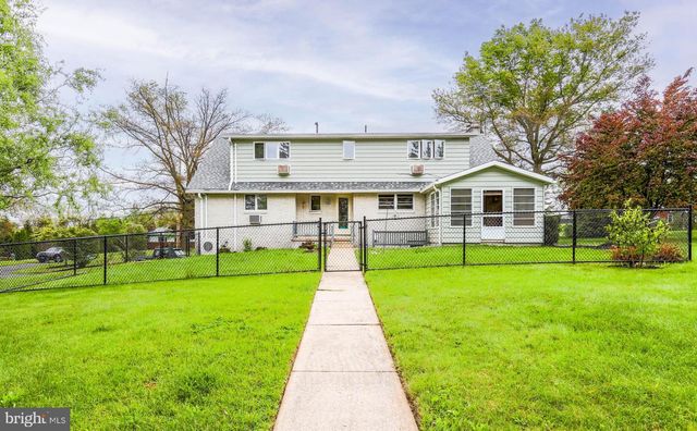 218 THREE SQUARE HOLLOW RD, Newburg, PA 17240