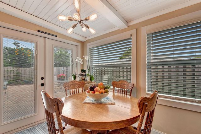 4395 SARASOTA AVENUE, Sarasota, FL 34234