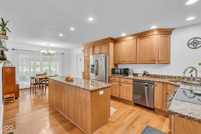 6784 E County Road 100 S, Avon, IN 46123