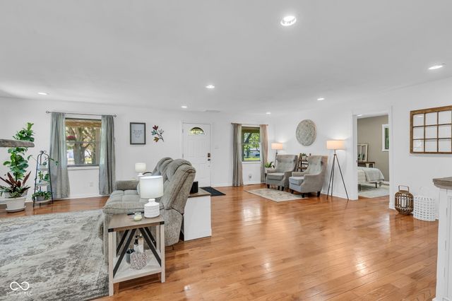 6784 E County Road 100 S, Avon, IN 46123