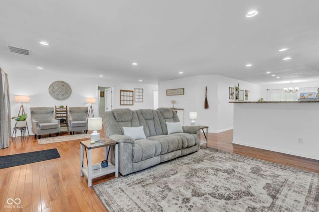 6784 E County Road 100 S, Avon, IN 46123