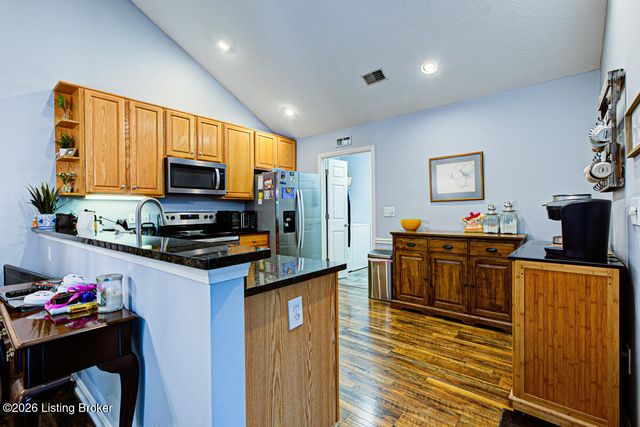 12205 Big Bear Pl, Jeffersontown, KY 40299
