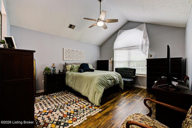 12205 Big Bear Pl, Jeffersontown, KY 40299