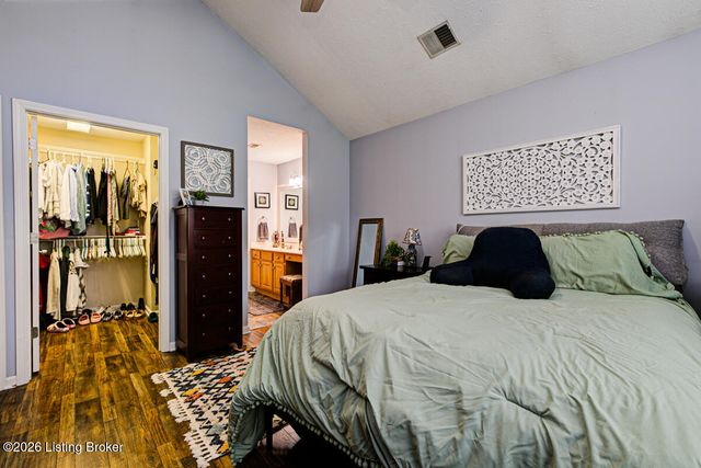12205 Big Bear Pl, Jeffersontown, KY 40299