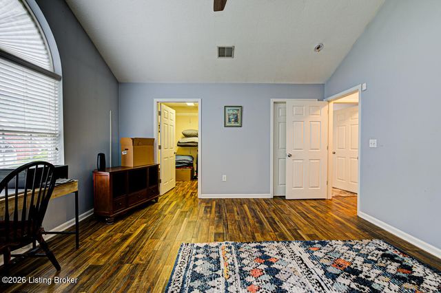 12205 Big Bear Pl, Jeffersontown, KY 40299