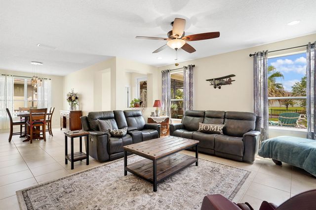 553 Casa Sevilla Ave, St Augustine, FL 32092