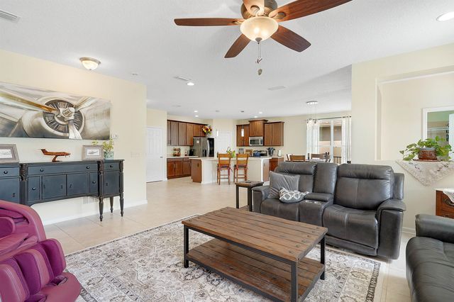 553 Casa Sevilla Ave, St Augustine, FL 32092