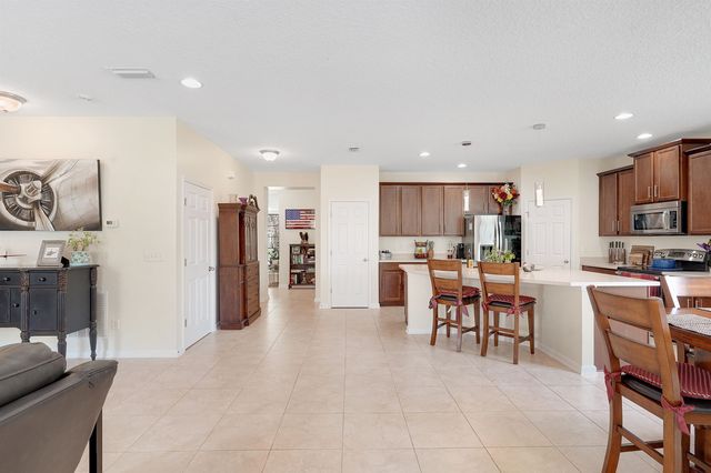 553 Casa Sevilla Ave, St Augustine, FL 32092