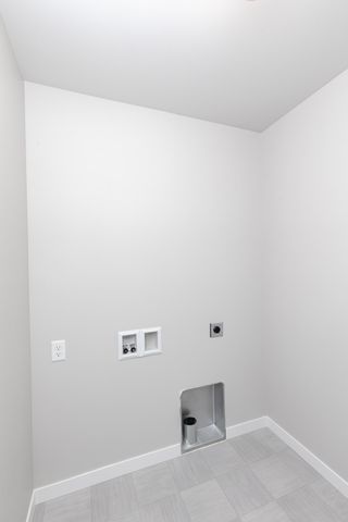 833 60th Avenue W, West Fargo, ND 58078