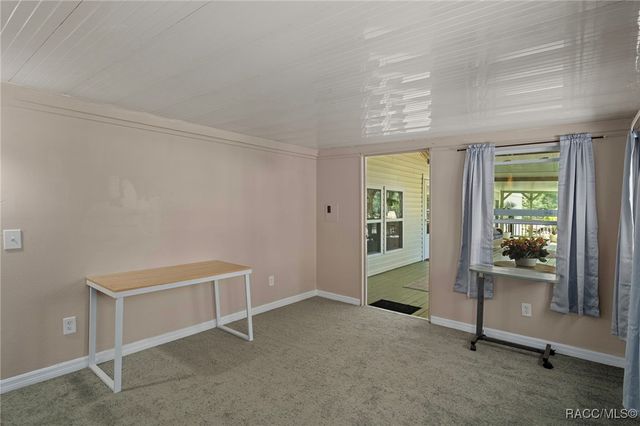 4641 S Slash Pine Avenue, Homosassa, FL 34446