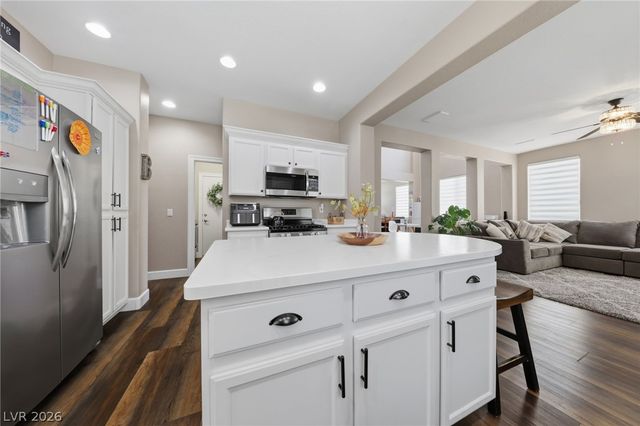 2431 Allegretto Avenue, Henderson, NV 89052