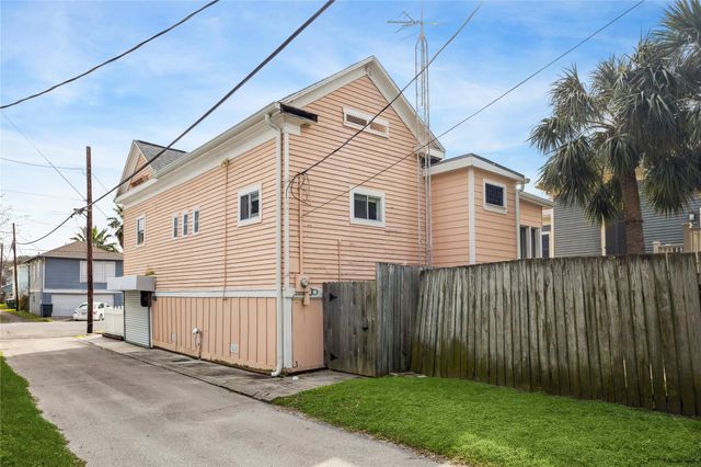 613 9th Street, Galveston, TX 77550