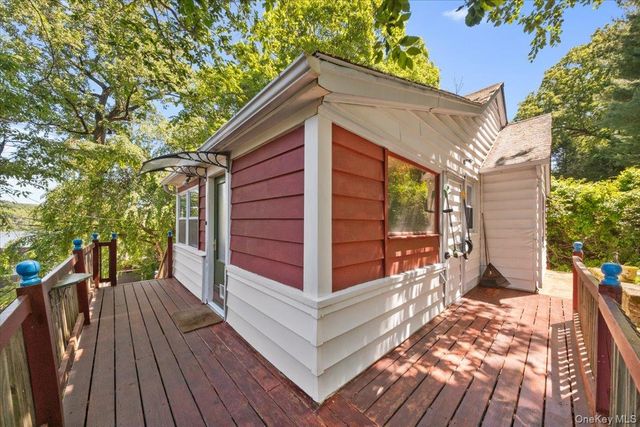 184 Lake Drive, Lake Peekskill, NY 10537