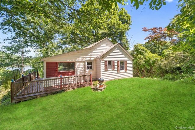 184 Lake Drive, Lake Peekskill, NY 10537