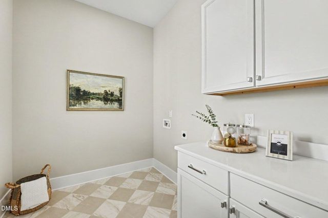 1060 Azalea Garden Circle, Raleigh, NC 27603