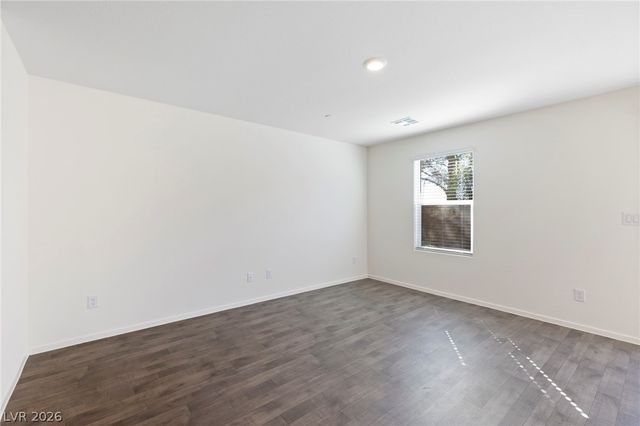 7909 Whisper Words Avenue, Las Vegas, NV 89113