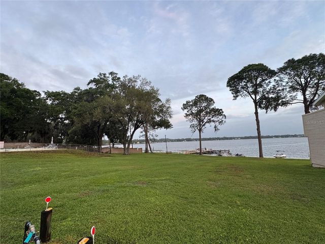 11001 SE SUNSET HARBOR ROAD D21, Summerfield, FL 34491