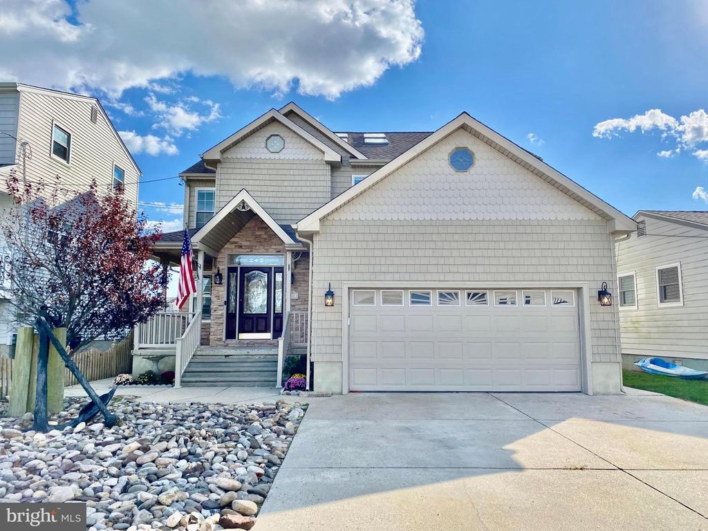 911 N SHORE DR, Brigantine, NJ 08203