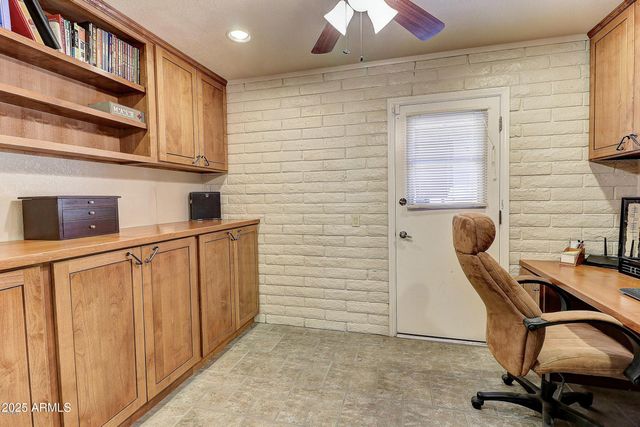 7732 W WAGONER Road, Glendale, AZ 85308