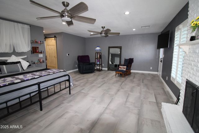 7732 W WAGONER Road, Glendale, AZ 85308