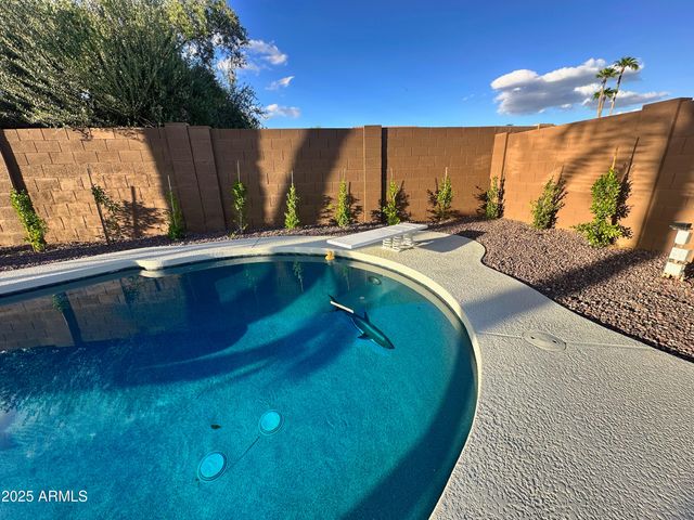 7732 W WAGONER Road, Glendale, AZ 85308