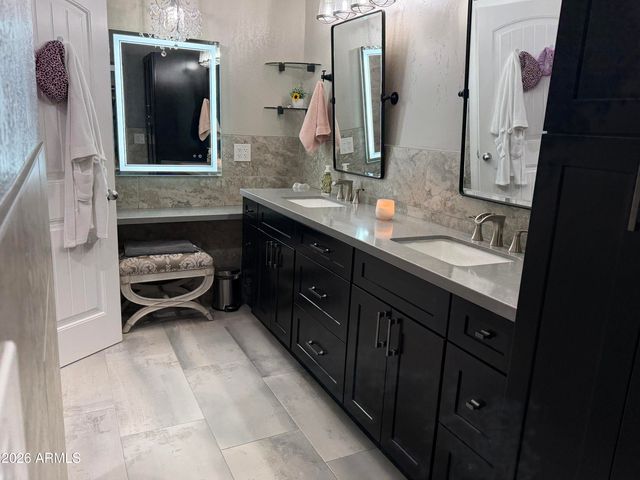 7732 W WAGONER Road, Glendale, AZ 85308