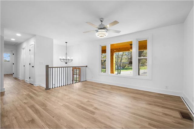 127 Veebelt Dr, Hendersonville, TN 37075