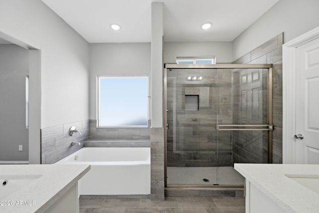 9648 E BOISE Street, Mesa, AZ 85207