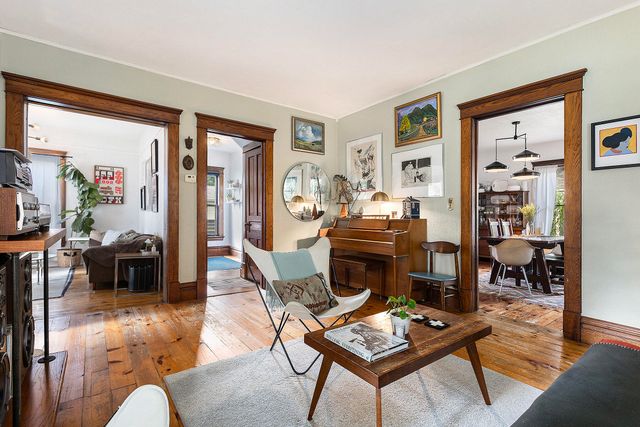 619 E Michigan Avenue, Marshall, MI 49068