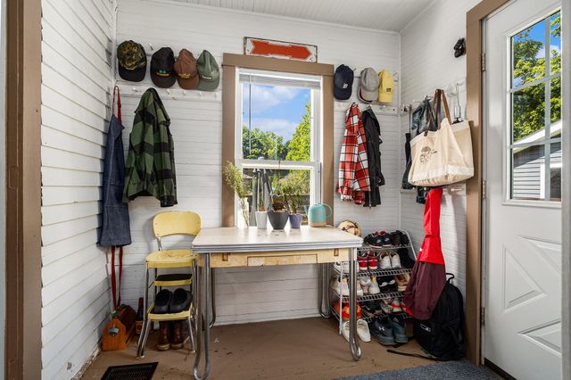 619 E Michigan Avenue, Marshall, MI 49068