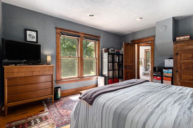 619 E Michigan Avenue, Marshall, MI 49068