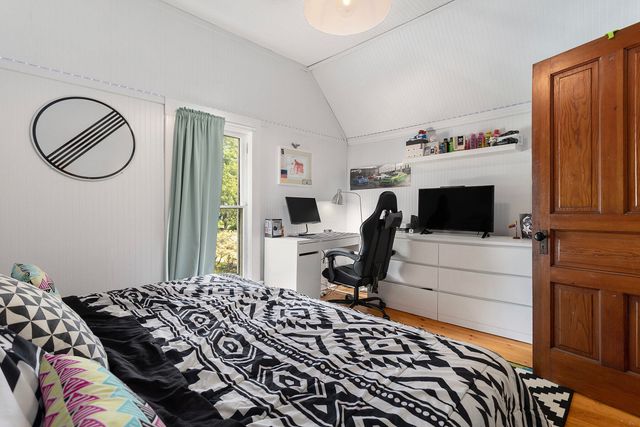 619 E Michigan Avenue, Marshall, MI 49068