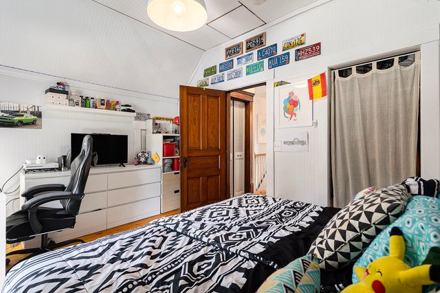 619 E Michigan Avenue, Marshall, MI 49068