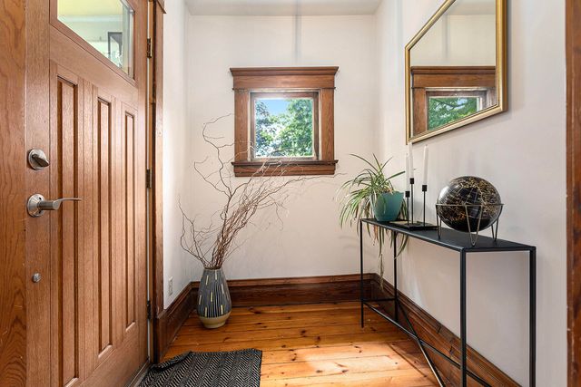 619 E Michigan Avenue, Marshall, MI 49068