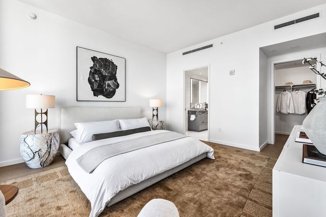 682 Atlantic Ave 40L, Boston, MA 02111