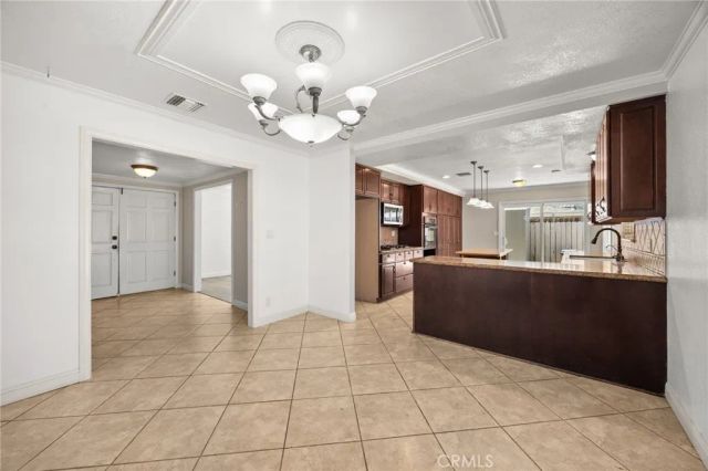 10937 Desert Sand Avenue, Riverside, CA 92505