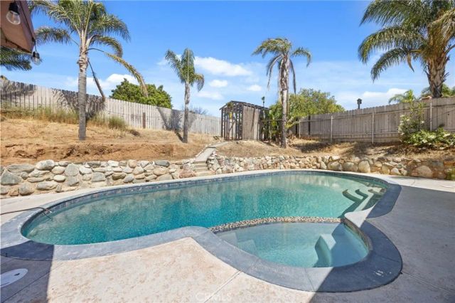 10937 Desert Sand Avenue, Riverside, CA 92505